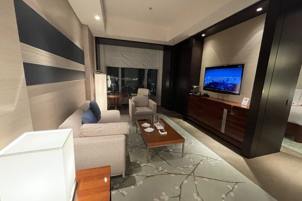 コンラッド東京 客室 リビング