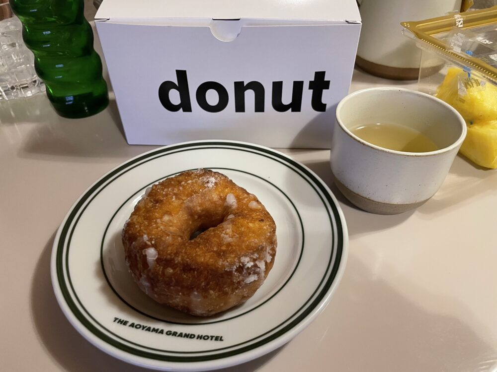 青山グランドホテル 周辺 I'm donuts?